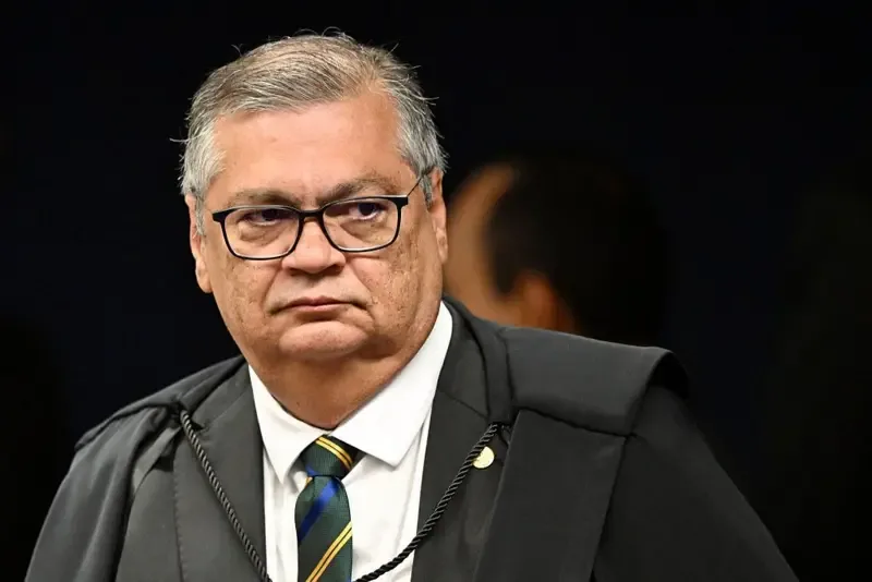 Investigação sobre filme de Bolsonaro cita possível elo com o PCC