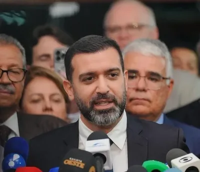 Novo pede investigação e afastamento de Paulo Gonet no caso Banco Master