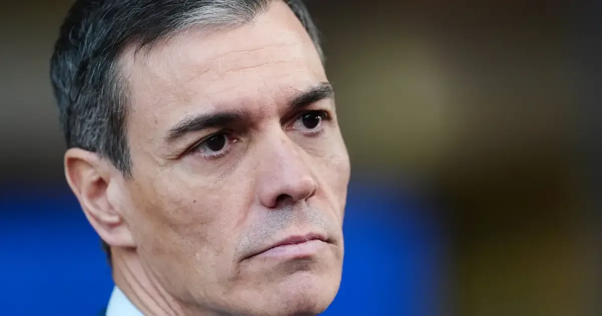 Parlamento espanhol rejeita medidas de moradia e pressiona Pedro Sánchez