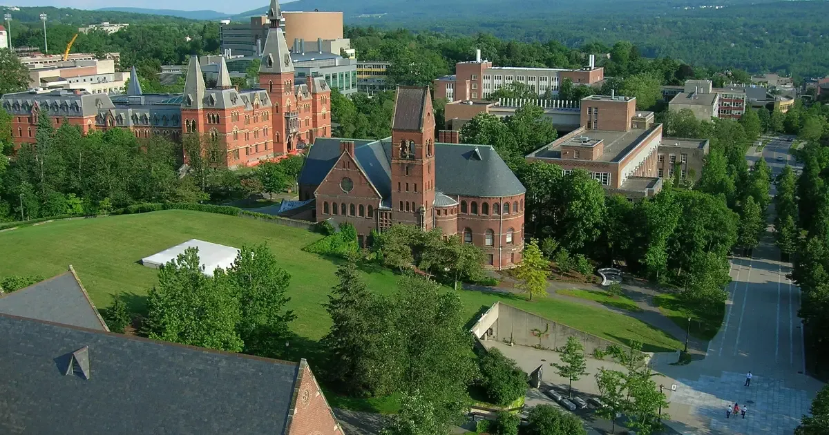 Promotoria de Tompkins retoma apuração sobre denúncia contra alunos de Cornell