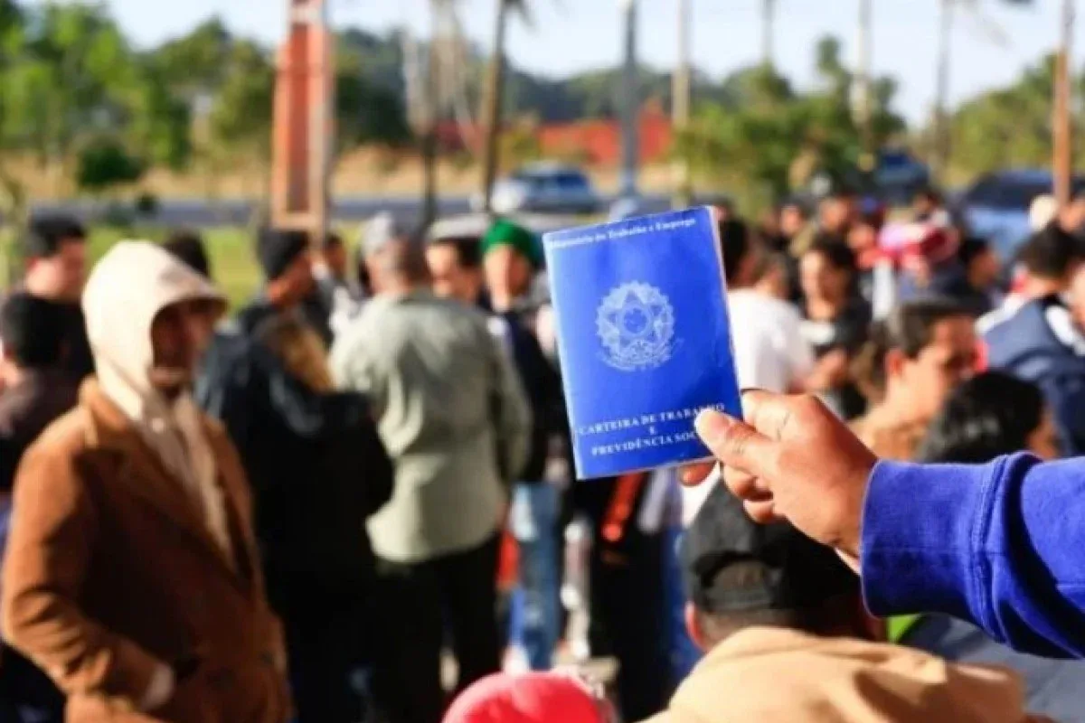 Agências do trabalhador do Distrito Federal oferecem 1.521 vagas