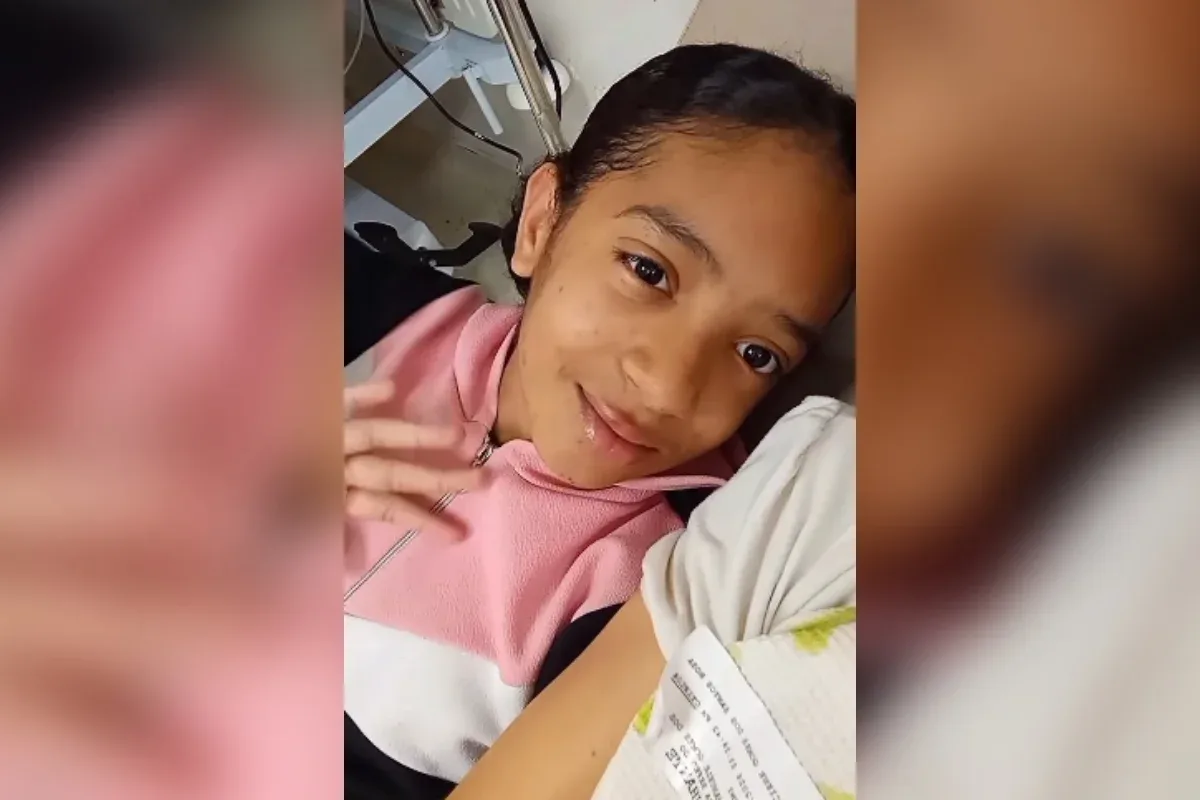 Menina atacada por abelhas grava vídeo no hospital e diz estar bem
