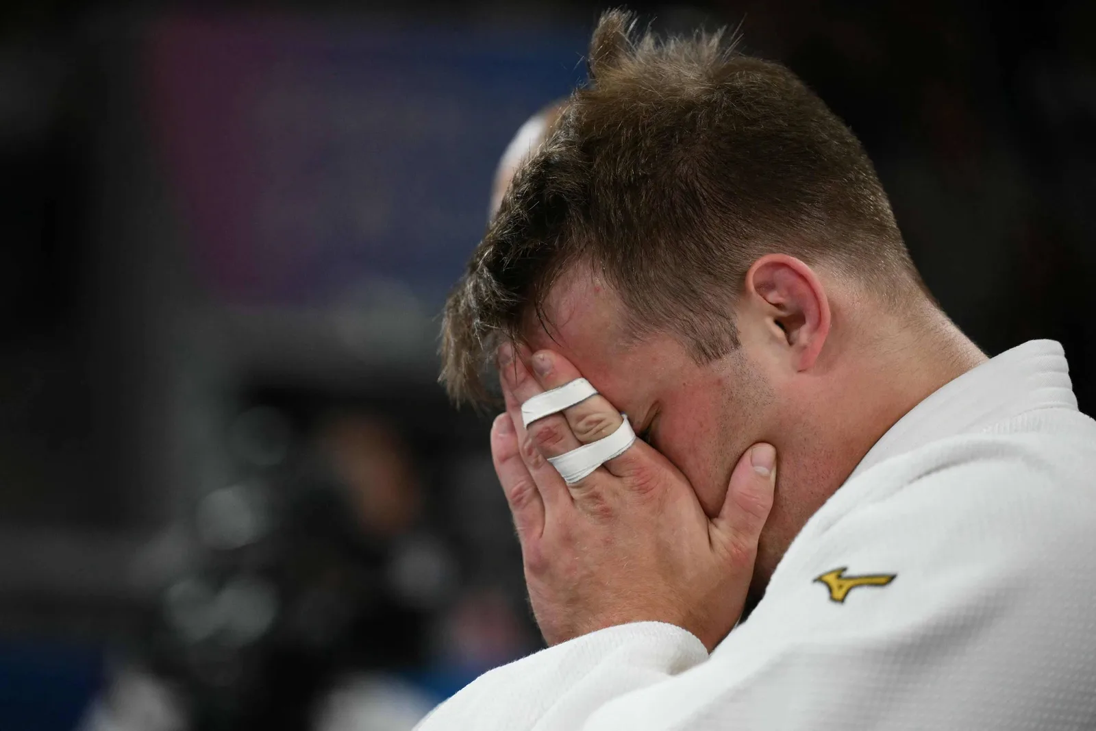 Judoca alemão sofre fraturas após ser atacado por rival em Leipzig