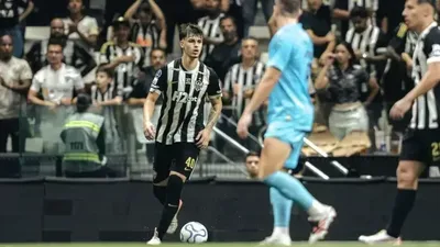Atlético-MG fixa multa de até R$ 140 milhões para Vitão