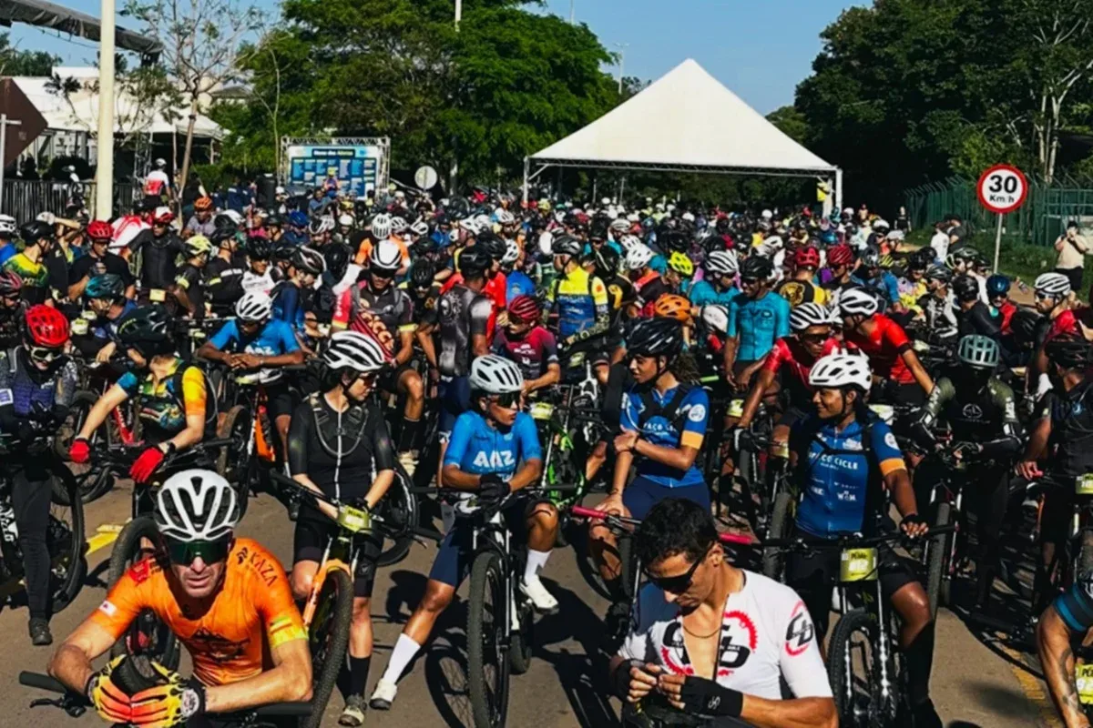 Queda durante prova de ciclismo mobiliza resgate aéreo em Sobradinho II