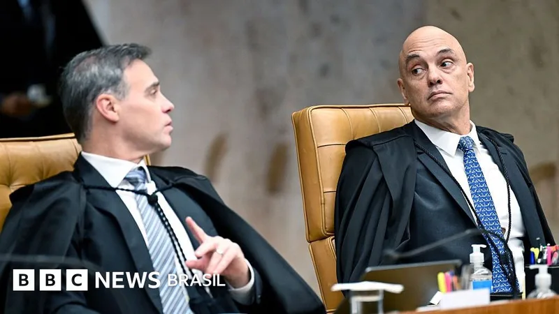 STF adia decisões sobre Moraes e expõe divisão entre ministros