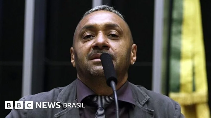 Tiririca perde eleição no Ceará após quatro mandatos por São Paulo