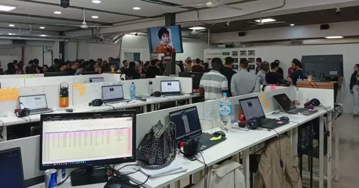 Operação apura exploração de brasileiros em empresa de teleatendimento no Paraguai