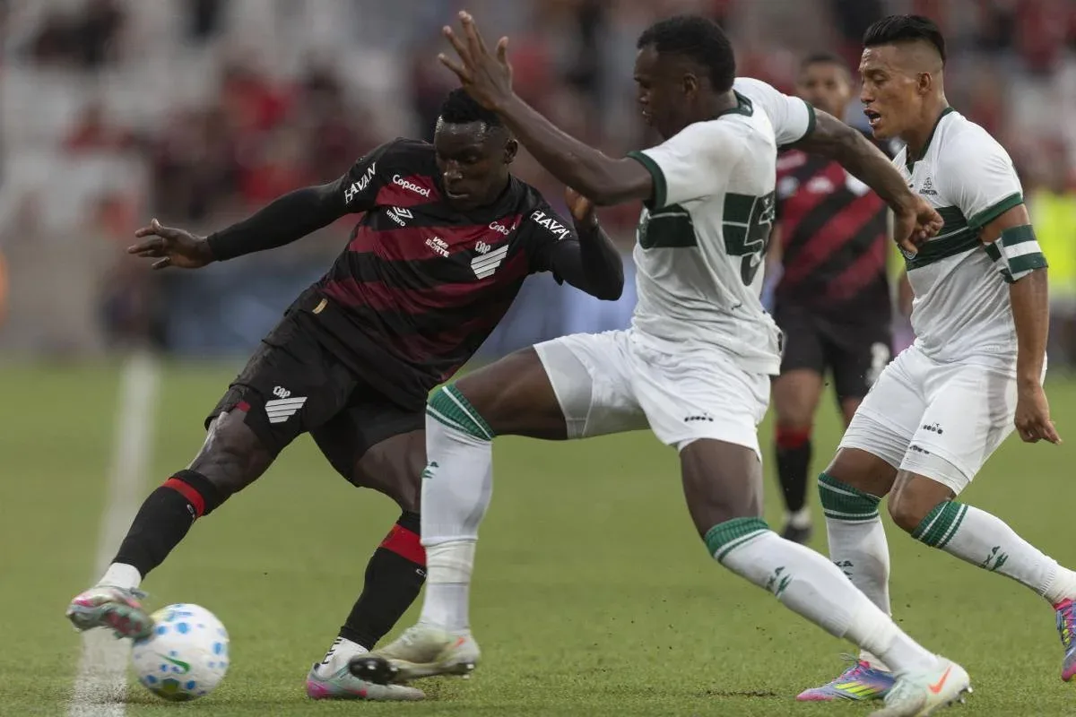 Atletiba tem Coritiba com leve vantagem no Couto Pereira