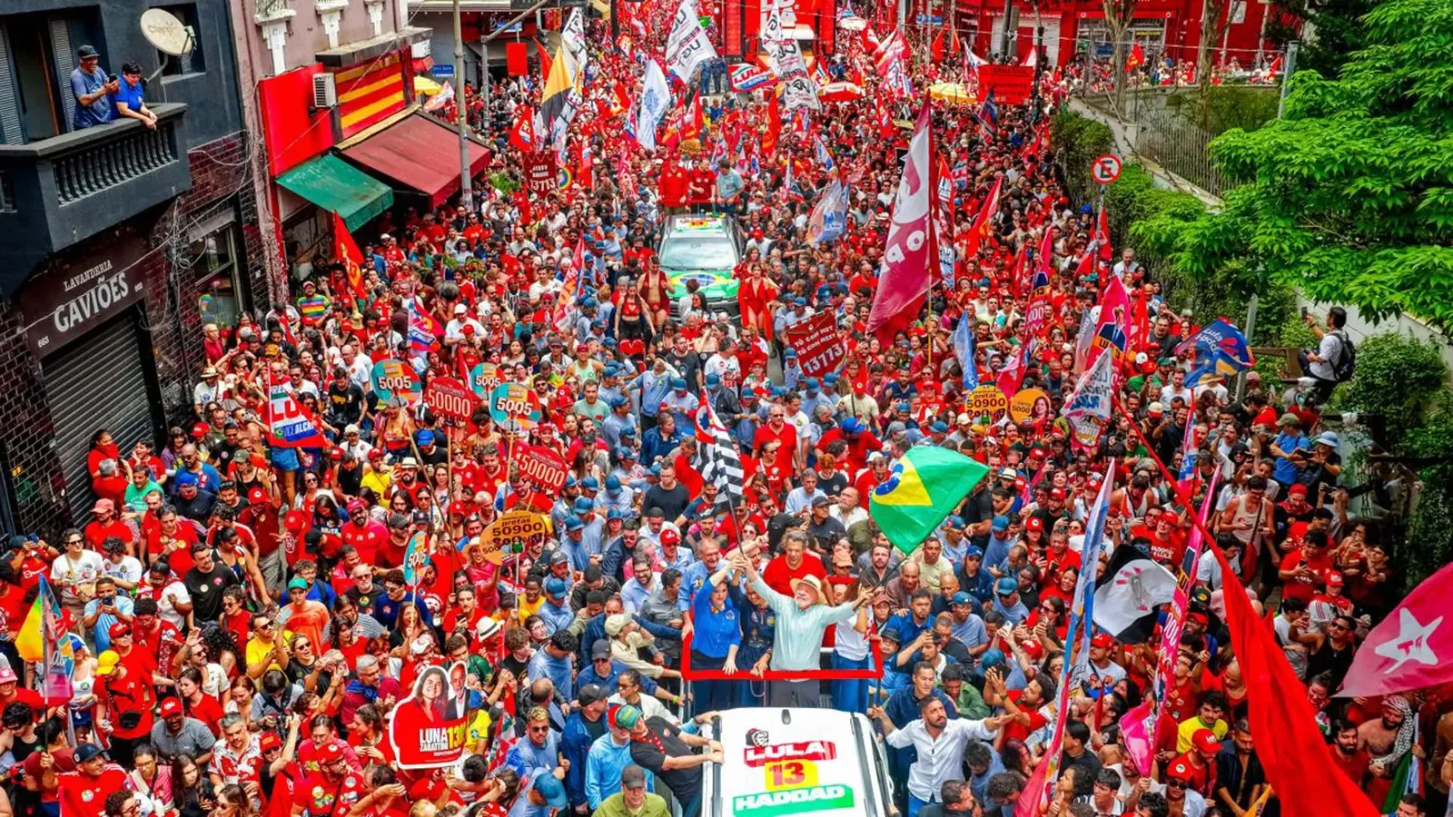 Lula lidera disputa, mas enfrenta cenário aberto para a reeleição
