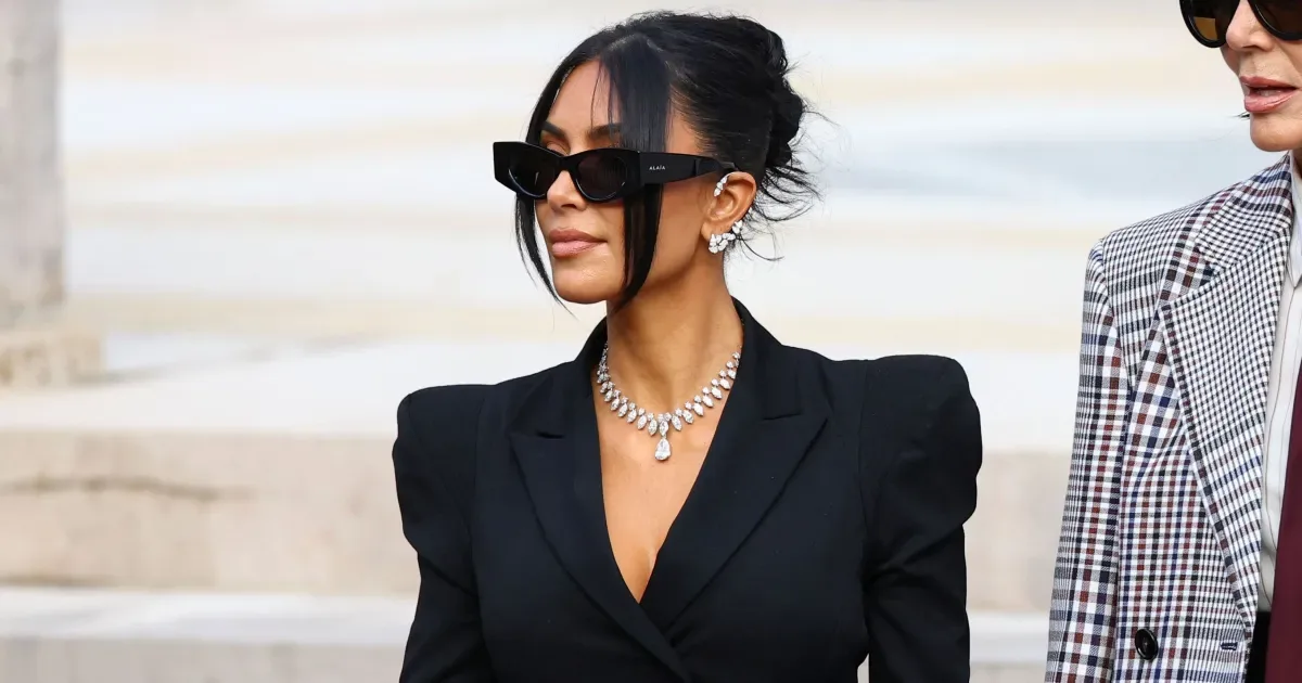 Kim Kardashian recebe 1 euro após processo sobre roubo em Paris
