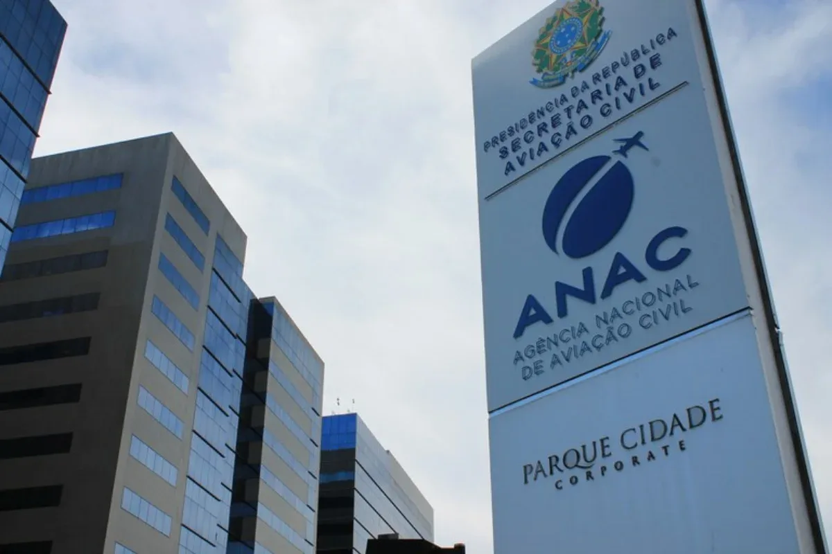 Passageiros terão novas informações sobre mudanças em voos, define Anac