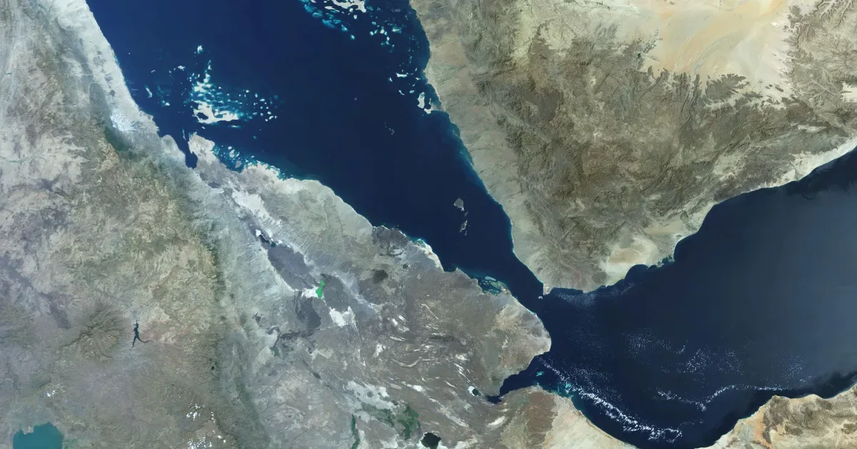 Houthis capturam ilha estratégica e ampliam pressão sobre rota do Mar Vermelho