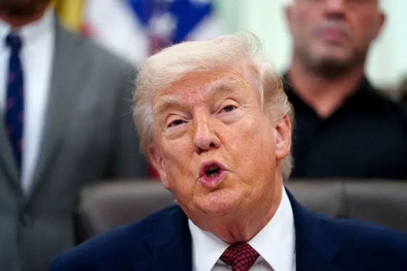 Governo Trump avalia bloquear transações do Tribunal Penal Internacional
