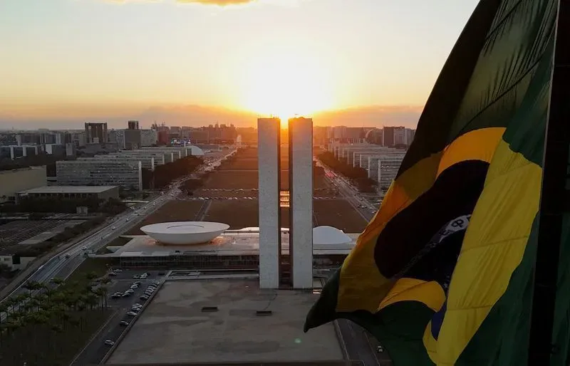 Desconfiança no STF chega a 56%, aponta pesquisa Quaest