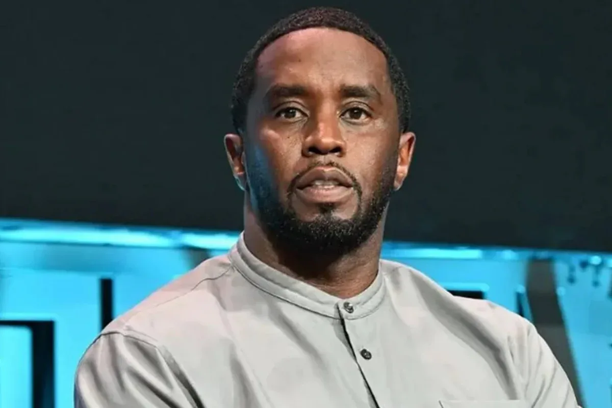 Relatos descrevem celulares e serviços particulares para Diddy em Fort Dix
