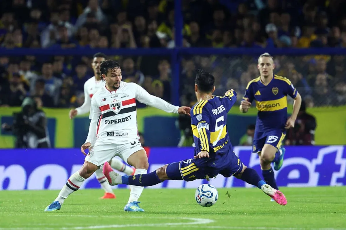 Merentiel decide e Boca sai na frente do São Paulo na Sul-Americana