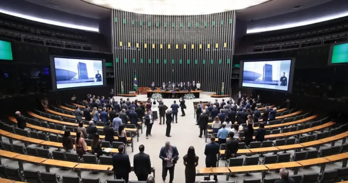 PIB menor e transição tributária pressionam agenda do Congresso em 2027