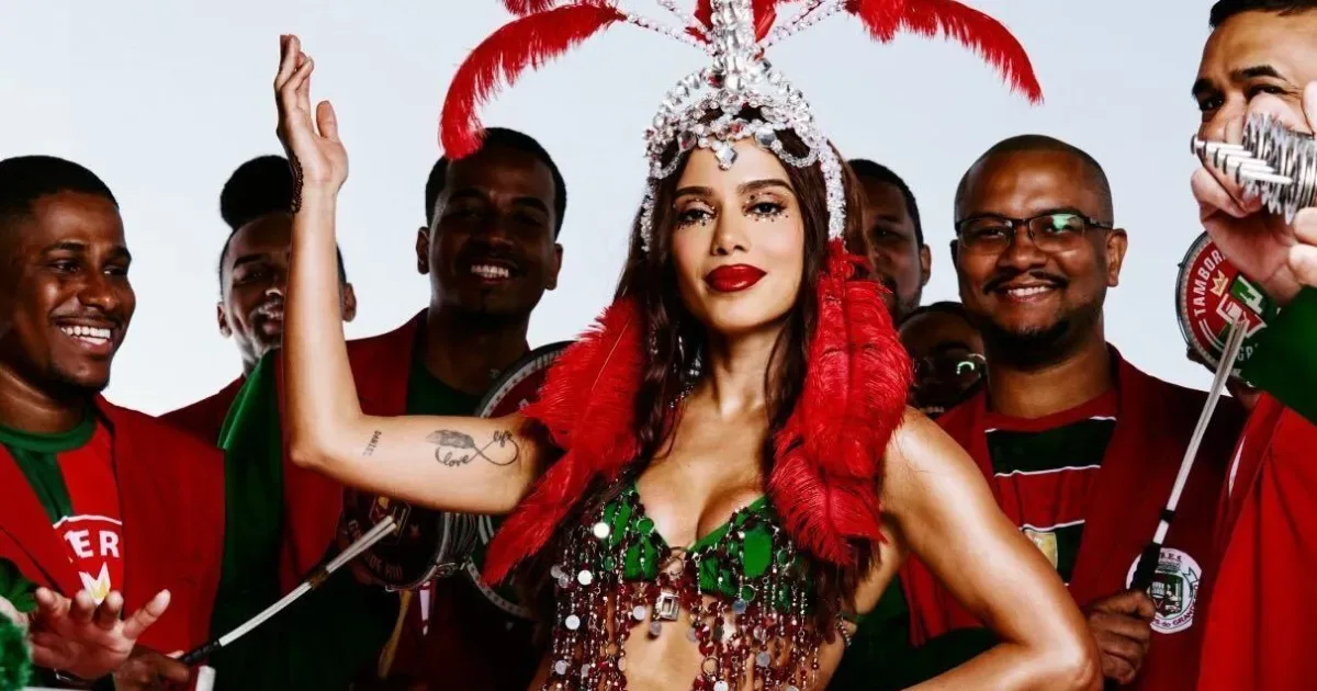 Anitta aceita convite para comandar bateria da Grande Rio