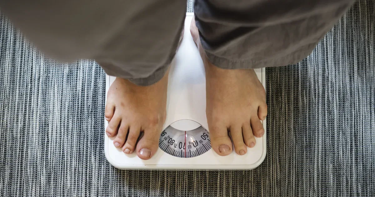Treino de força muda metabolismo de camundongos obesos em uma semana