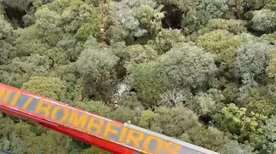 Destroços de helicóptero na Serra Catarinense passam por avaliação técnica