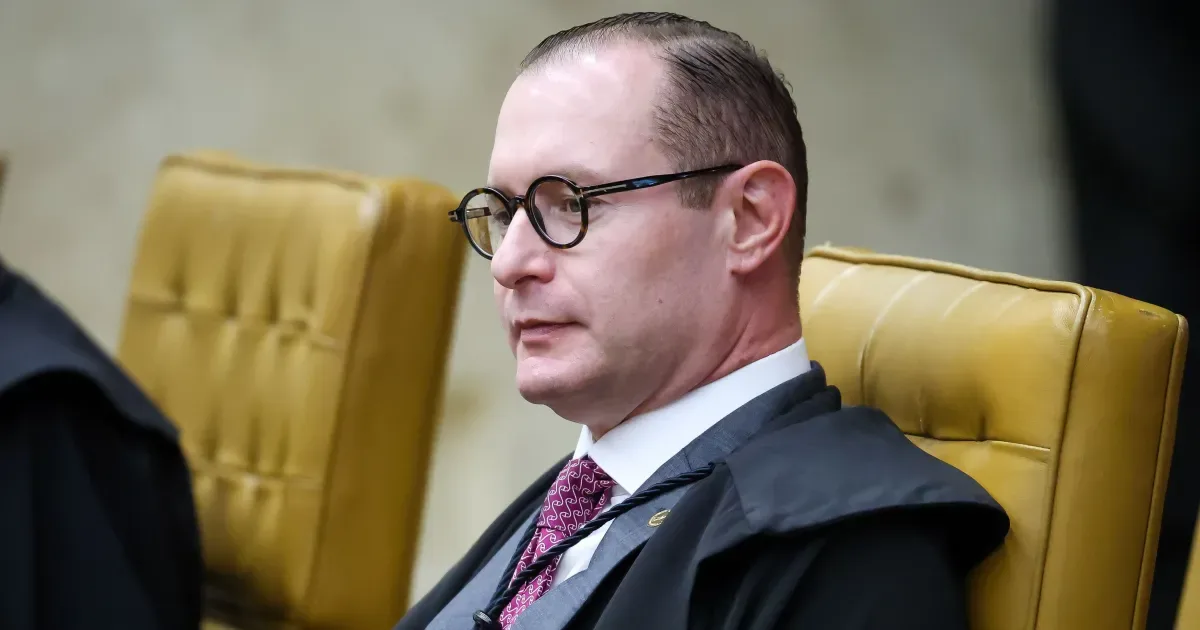 Zanin determina que PF entregue dados do celular de Vorcaro ao STF