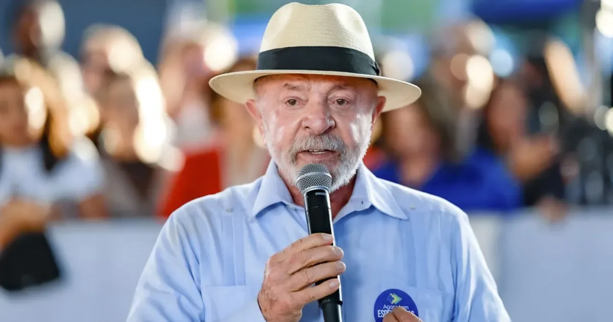 Lula chama facções criminosas de terroristas para a população