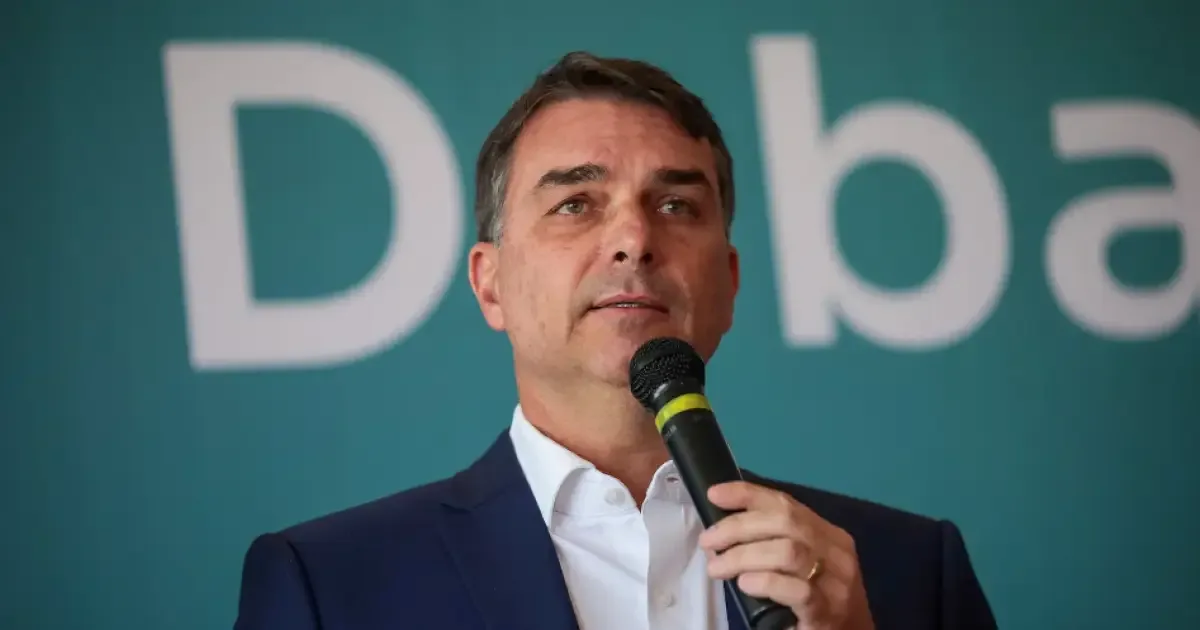 Confronto direto aproxima Flávio Bolsonaro de Lula em quatro pesquisas