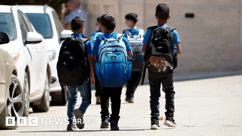 Medo de ataques cresce entre famílias palestinas de al-Mughayyir