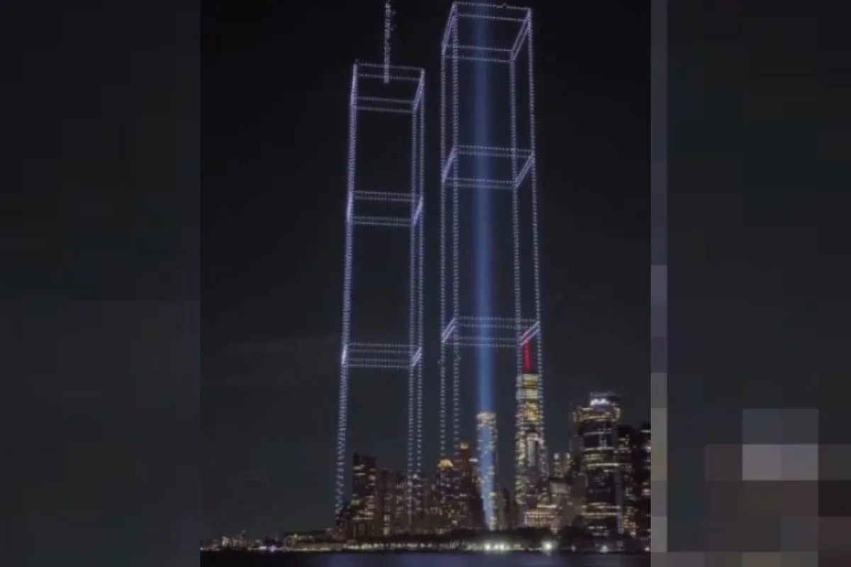 Memorial com drones ilumina porto de Nova York para lembrar vítimas do 11 de setembro