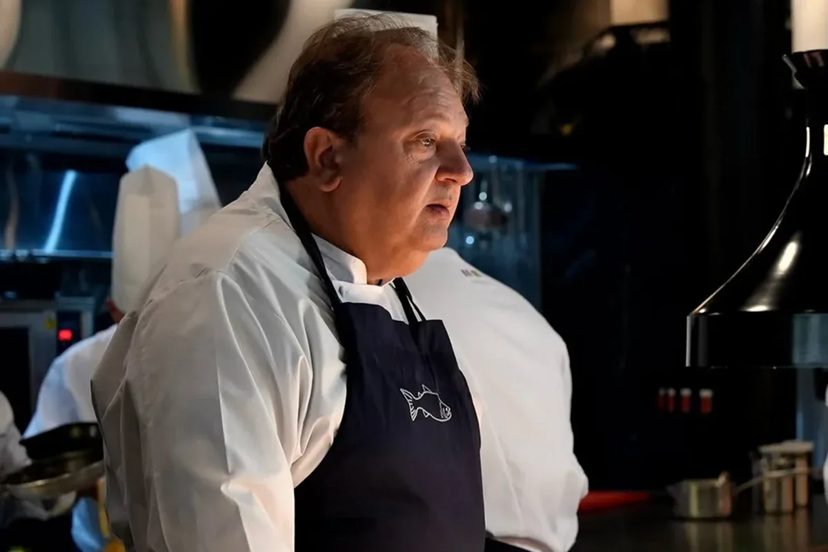 Erick Jacquin coloca dois stents e ficará afastado por uma semana