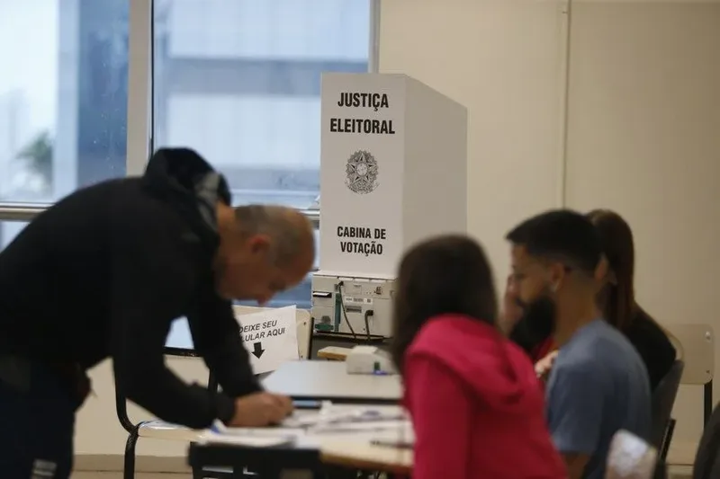 Falta de voto nas eleições de 2026 exige justificativa ou pagamento de multa