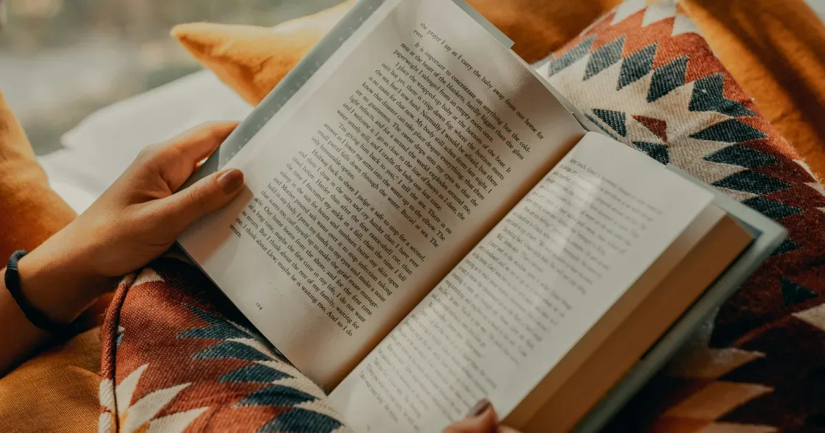 Três livros exploram emoções, envelhecimento e conexões sociais