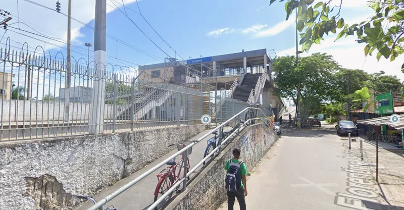 TrensRJ diz que homem acessou indevidamente linha férrea no Rio