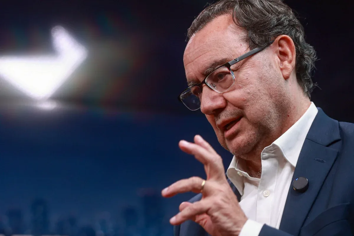 Augusto Cury cobra julgamento de políticos ligados a Vorcaro
