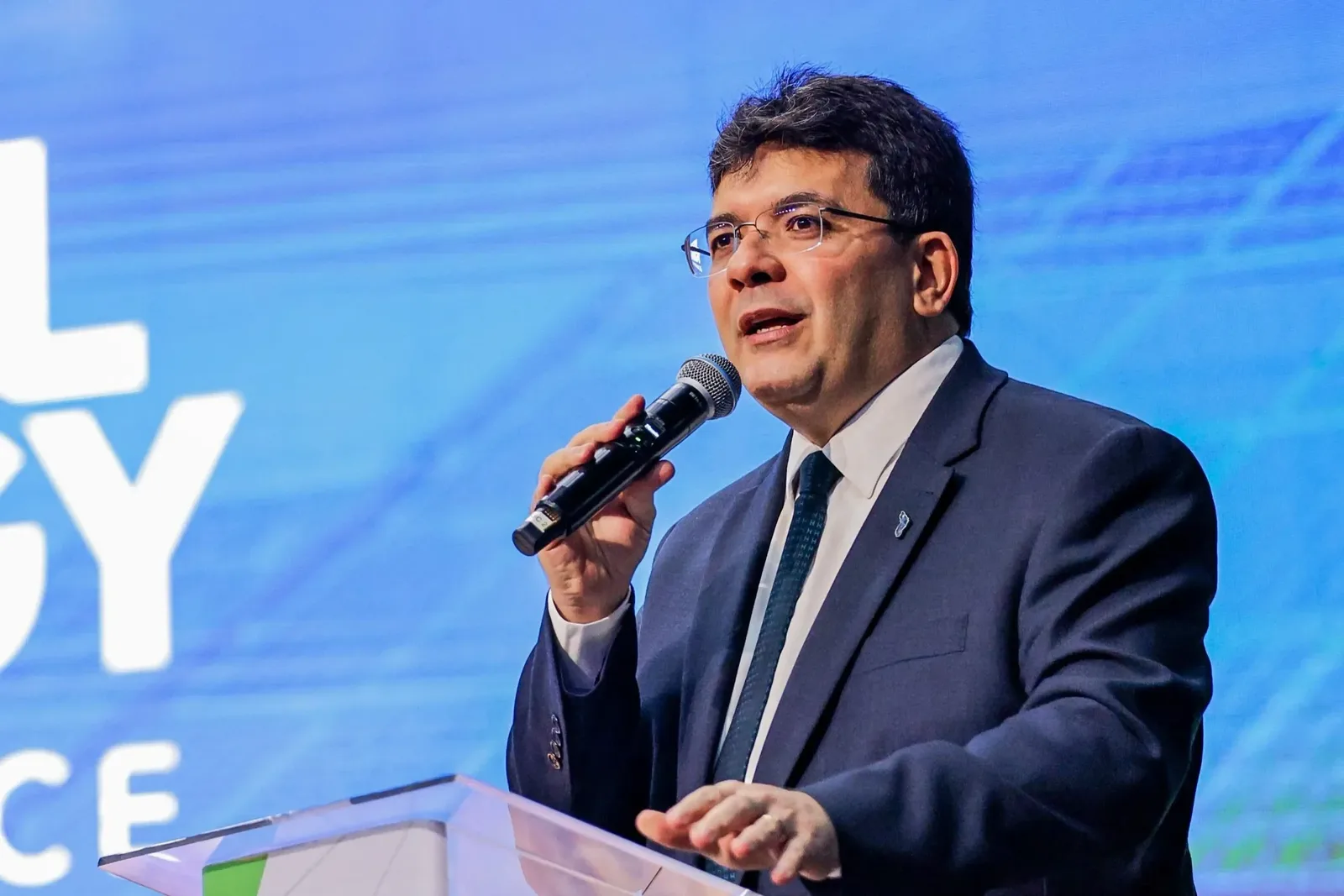 Rafael Fonteles tem 65,1% para o governo do Piauí, aponta pesquisa