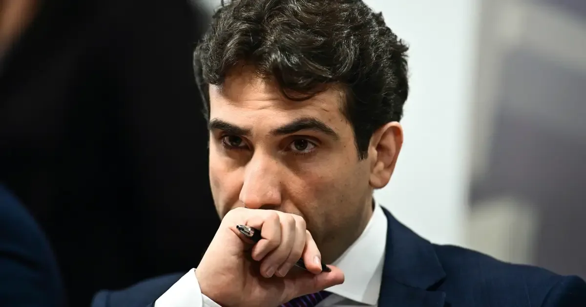 Galípolo encaminhou ao BC denúncia sobre supostos pagamentos a servidores