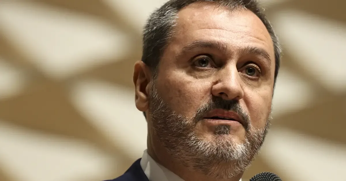 Delegados da PF contestam afastamento individual determinado por ministro do STF