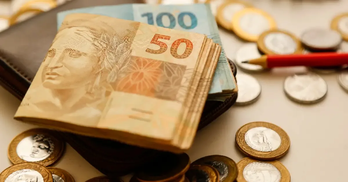 Finanças pesam no fim de relações para 56% dos jovens da Geração Z