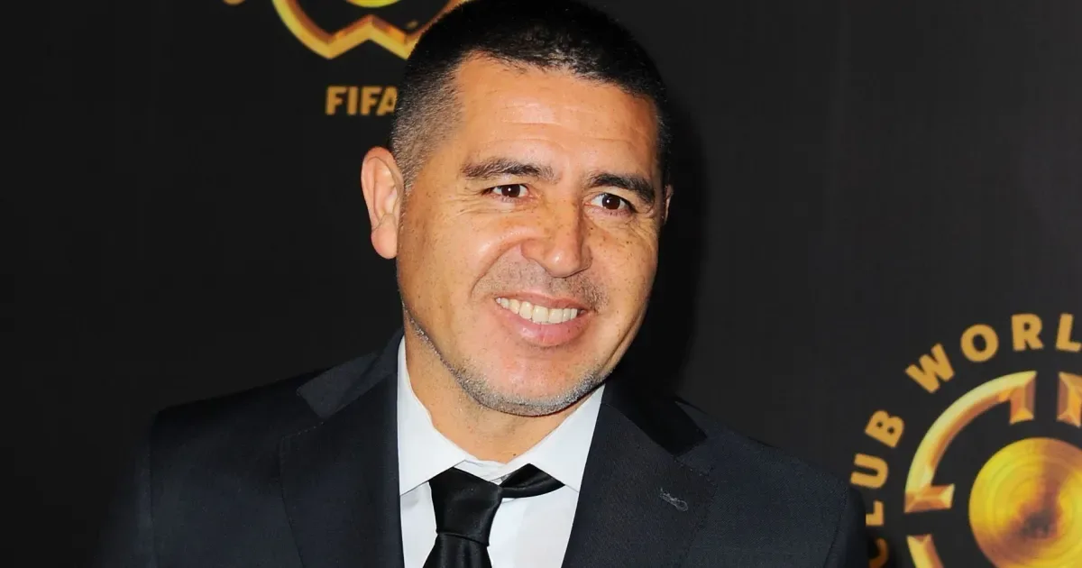 Riquelme comenta homenagem de quase 26 mil brasileiros com seu sobrenome