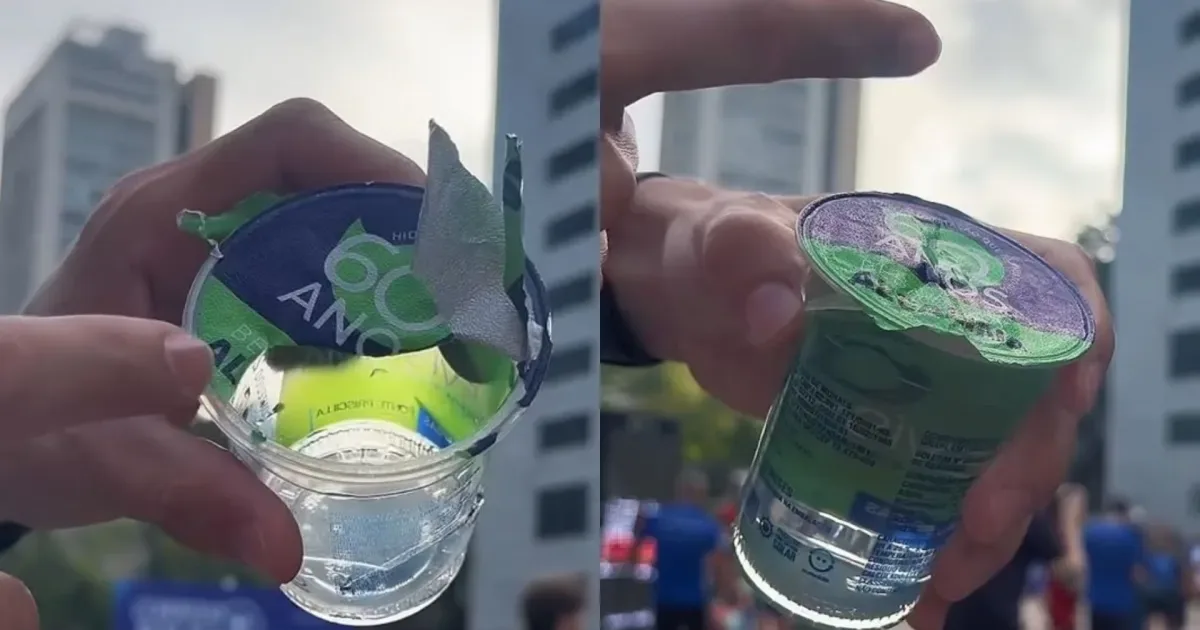 Como beber água em copo selado sem encostar a boca no recipiente