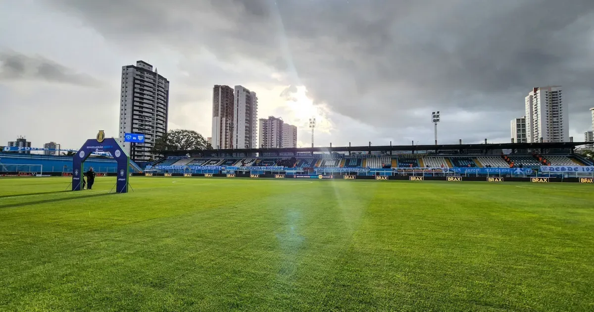 Paysandu enfrenta Ferroviária em jogo decisivo pela Série C