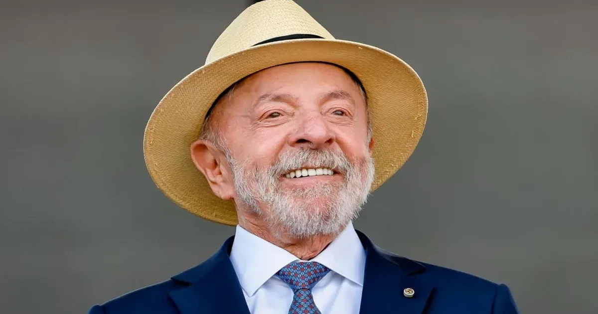 Ato de Lula com artistas provoca críticas entre aliados no PT