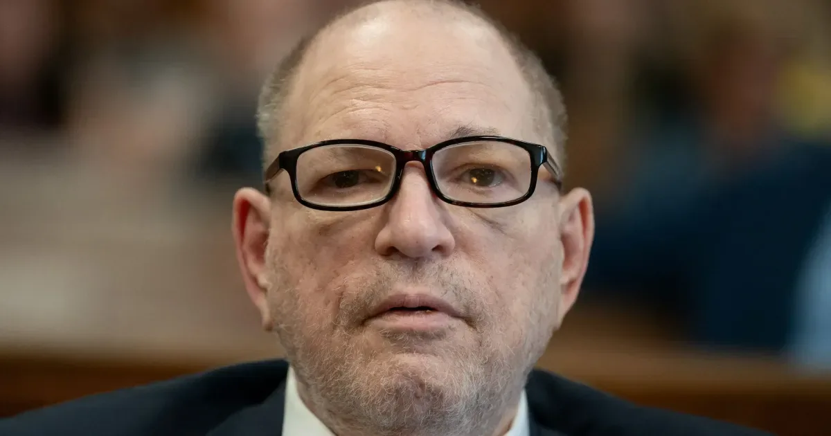 Harvey Weinstein recebe pena de 15 anos por crime sexual grave