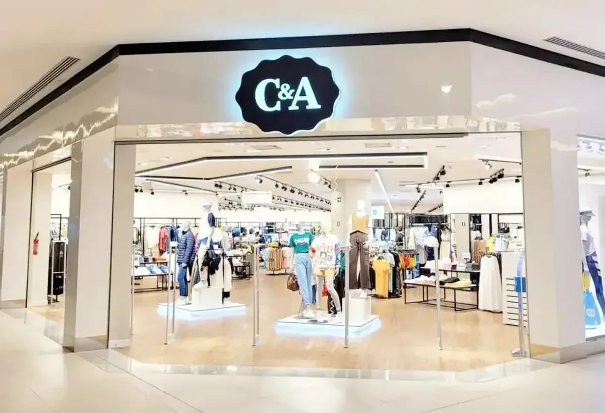 De Clemens e August vem o nome da C&A, criada em 1841