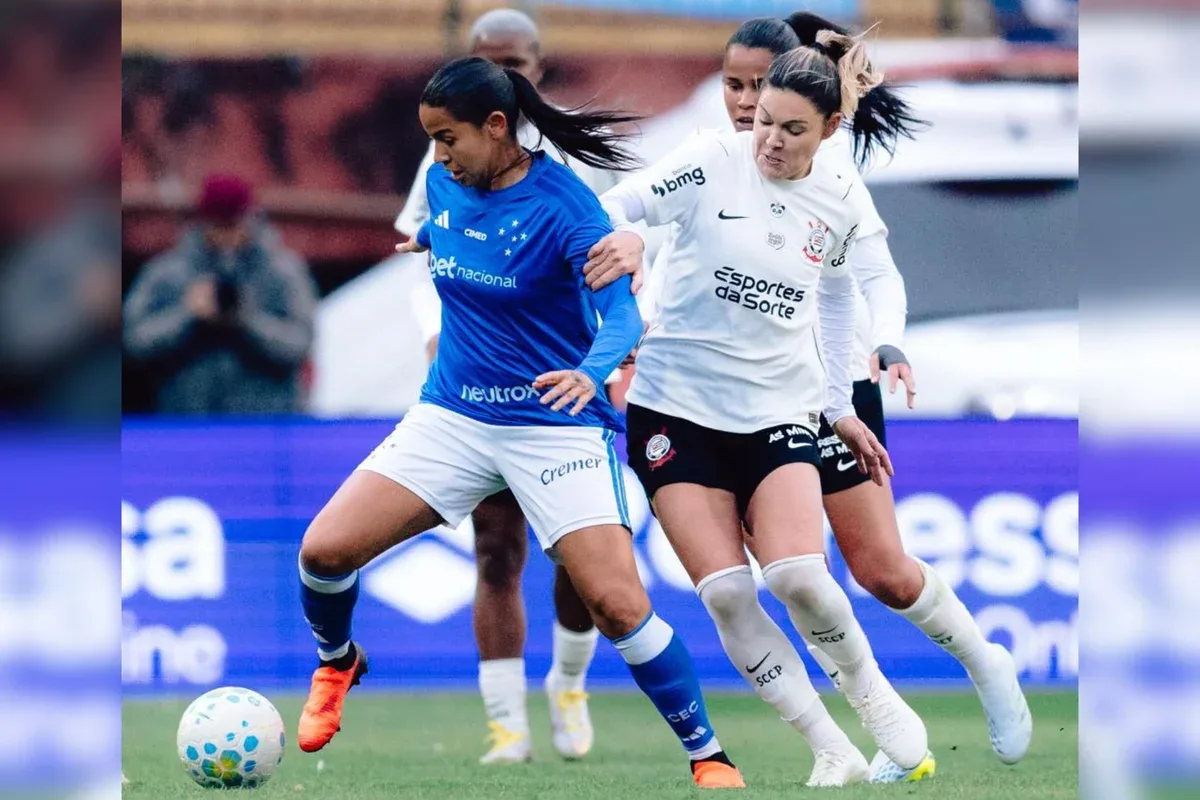 Corinthians supera Cruzeiro e marca duelo com Bahia na semifinal