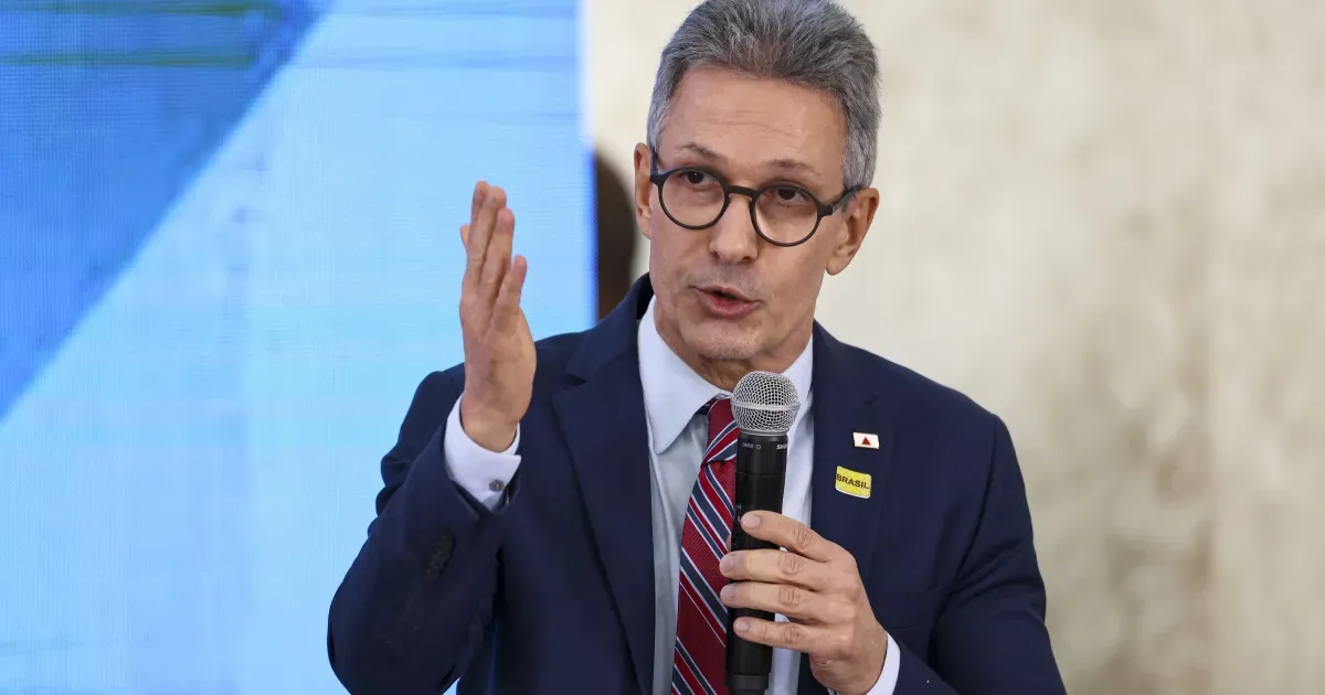 Zema pede renúncia de Paulo Gonet após foto com Daniel Vorcaro
