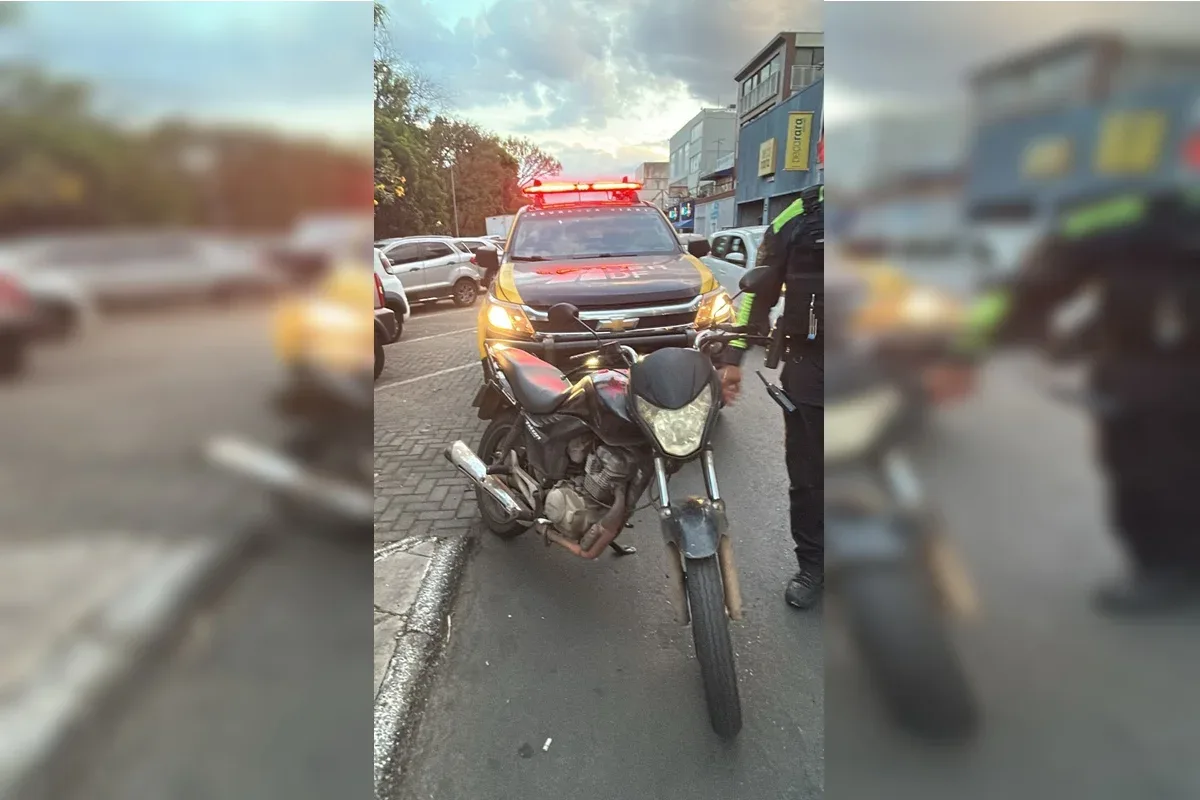 Motocicleta com R$ 114,6 mil em débitos é apreendida no DF
