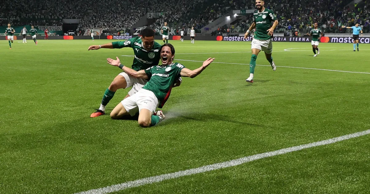 Palmeiras vence LDU e abre vantagem nas quartas da Libertadores