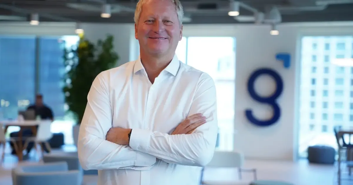 Assistente de IA da Genial alcança 100 mil usuários e amplia oferta de investimentos